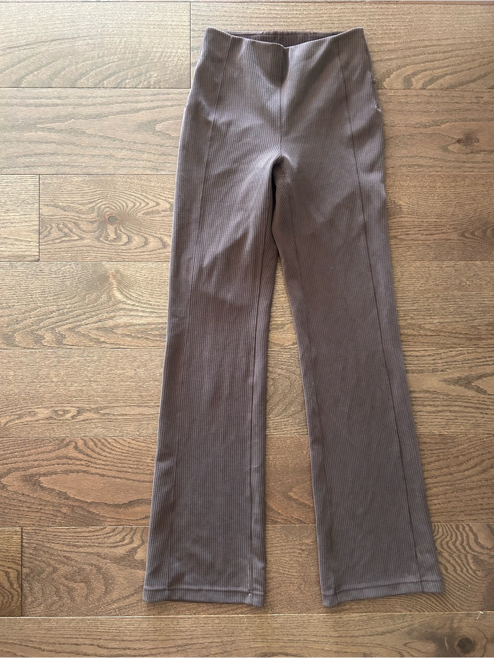 Lululemon Size 4 Brushed Softstreme Ribbed Flared Pants